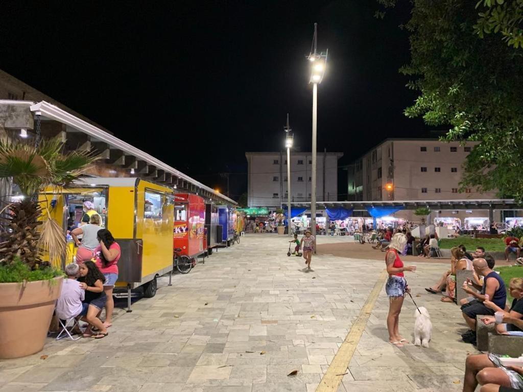 Apartamento Frente Ao Mar Com Varanda E Piscina Praia Grande  Exterior foto