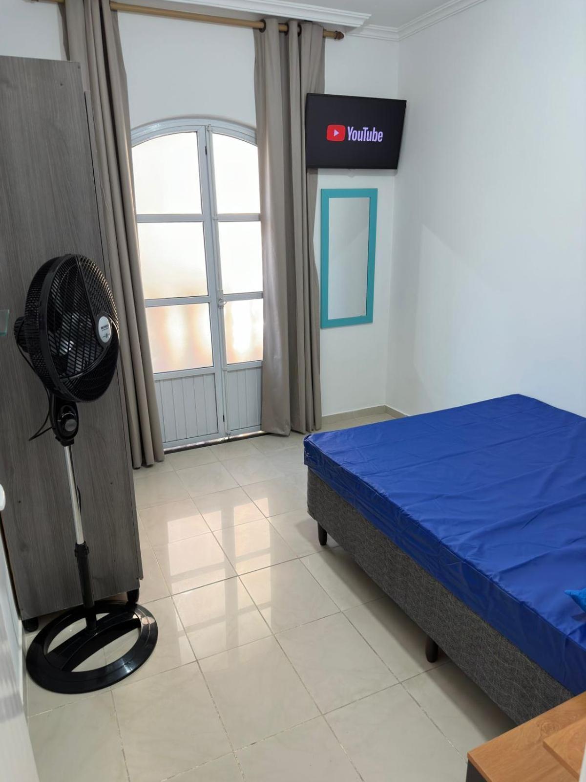 Apartamento Frente Ao Mar Com Varanda E Piscina Praia Grande  Exterior foto
